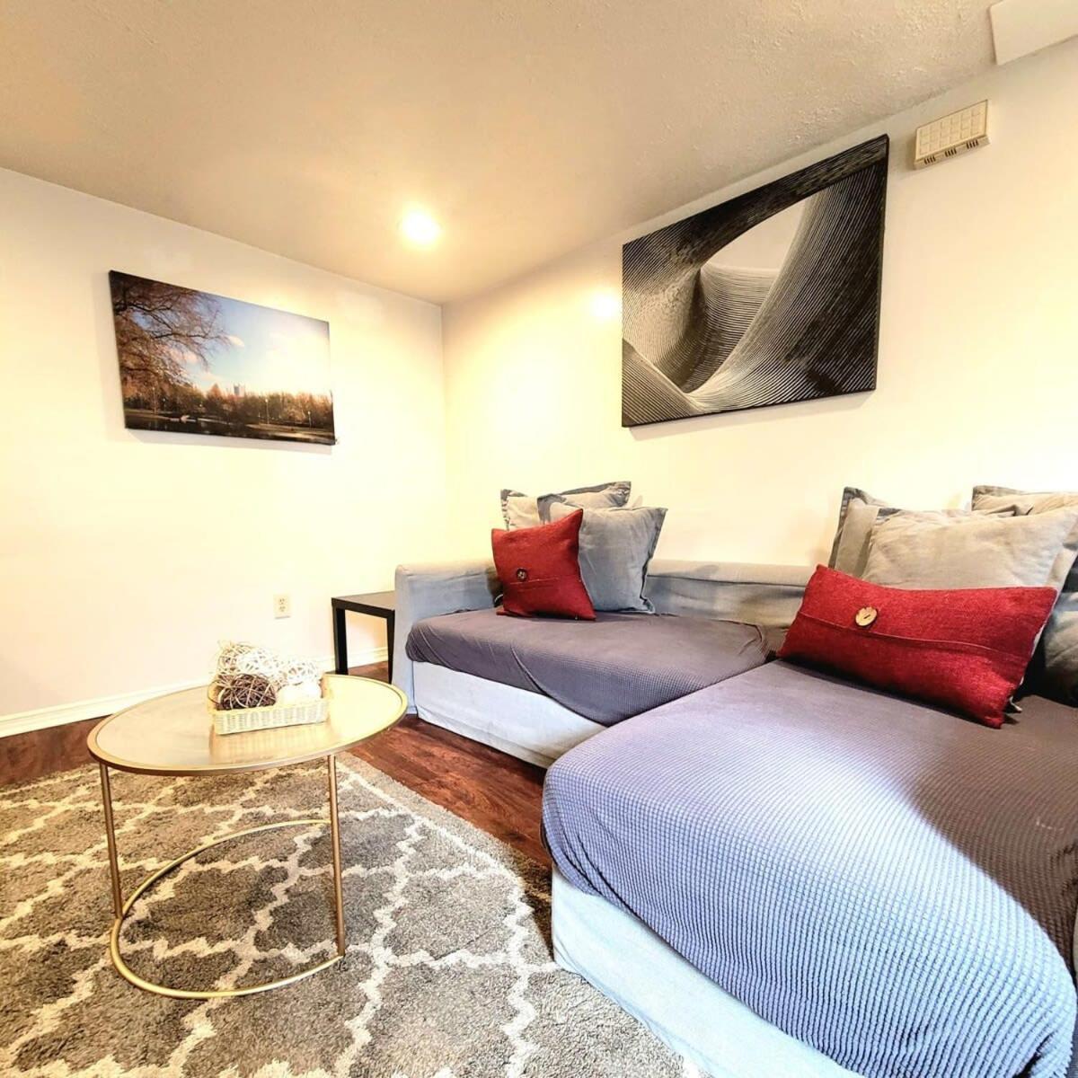 1 Bed Apt - Amazing Location 1 Block To Carson St พิตต์สเบิร์ก ภายนอก รูปภาพ